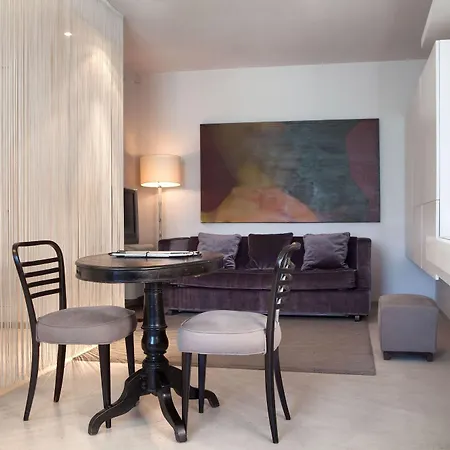 Riva Lofts Apart Otel 4*