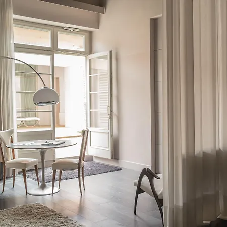 Aparthotel Riva Lofts Florence