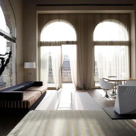 Riva Lofts 4* Florence